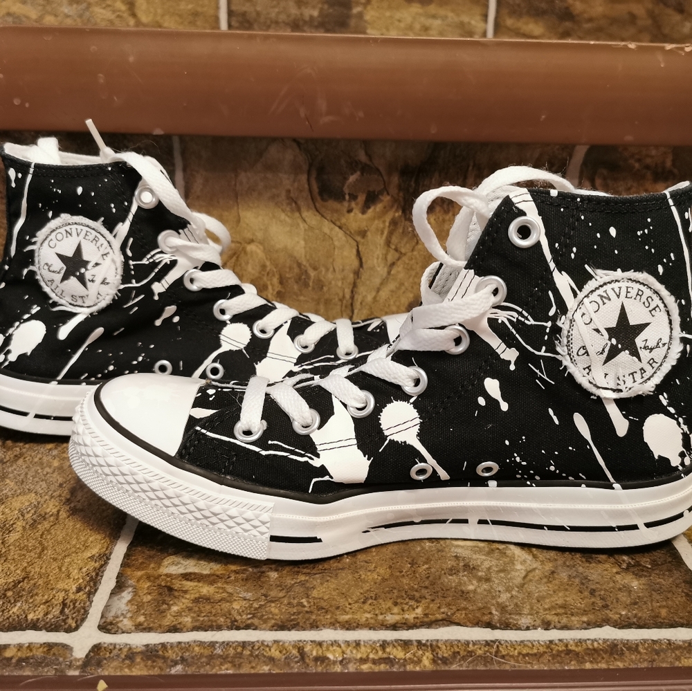Converse paint splatter shoes